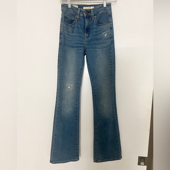 Levi's- Levi's Women's 725 High Rise Bootcut Jeans- Total Freedom - 24 - Picture 4 of 7